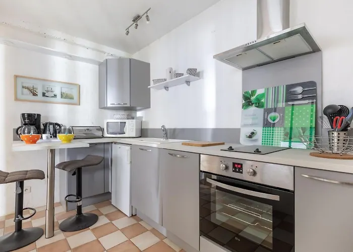 Апартаменты Bleu Bassin-1 By Interhome